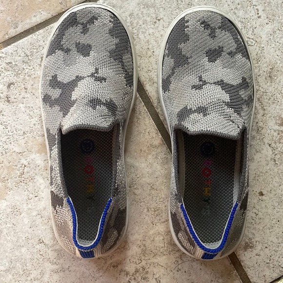 Rothy’s The Kids Sneaker Grey Camo - Picture 2 of 15